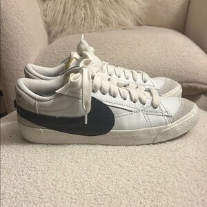 Nike White and Navy Women's Sneakers